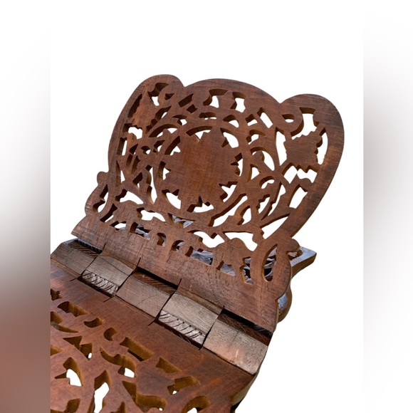 FINAL PRICE! “Rare” Vintage Carved Solid Wood Bible/Book Holder, - Picture 10 of 11